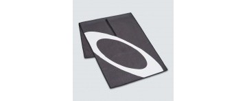 OAKLEY PLYR TERRAIN TOWEL FOS901208 02E BLACKOUT