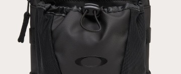 OAKLEY ROVER CROSSBADY FOS901481 02E BLACKOUT