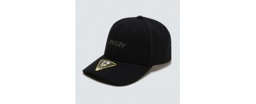 OAKLEY 912209-02E 6 PANEL STRECH METALLIC HAT BLACKOUT